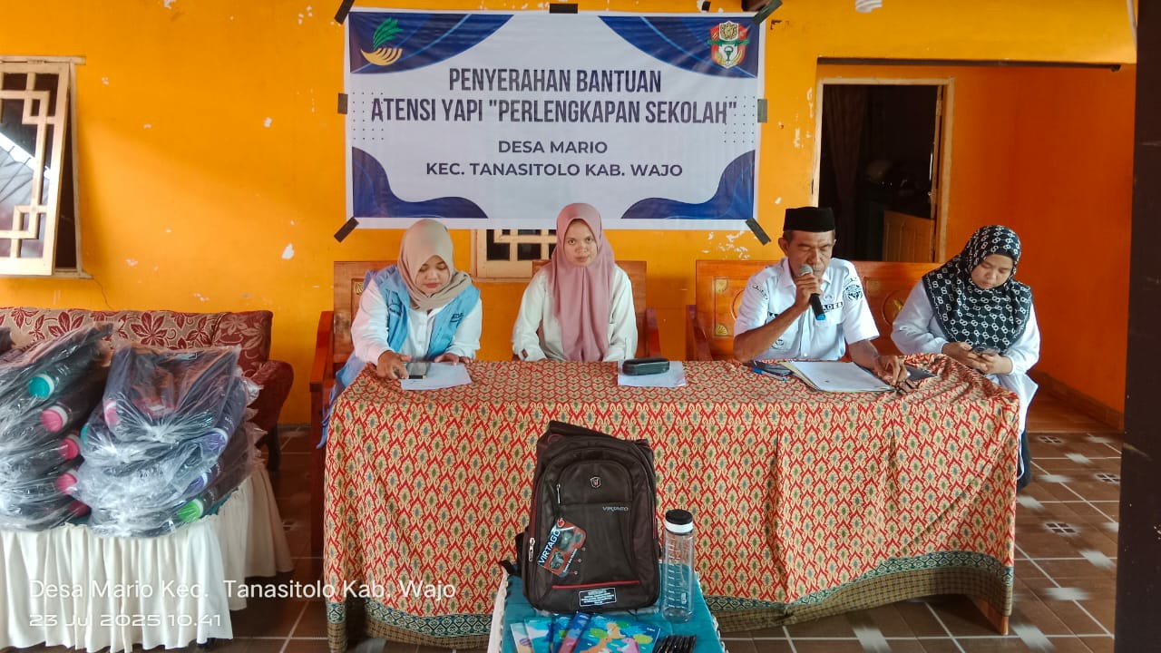 Penyerahan Bantuan ATENSI YAPI di Desa Mario